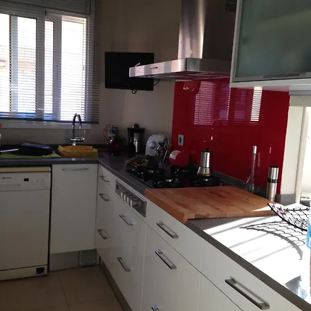 The White Lilies Apartament Pineda de Mar
